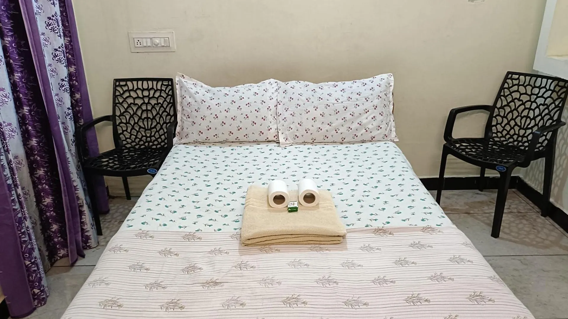 Elara Guest House location